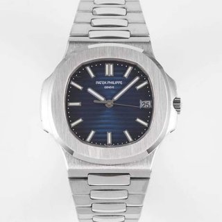 PATEK PHILIPPE 5711/1A-010 ノーチラス 40mm Cal.324搭載