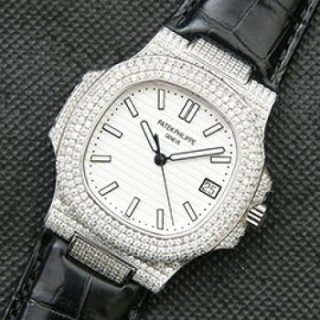 PATEK PHILIPPE ノーチラス ブラック革バンド 紳士専用