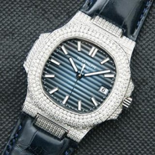 PATEK PHILIPPE ノーチラス Cal.324SC搭載 自動巻き PATEK PHILIPPE ノーチラス Cal.324SC搭載 自動巻き