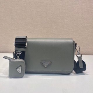 PRADA 2VD059 サフィアーノショルダー サイズ:22x14.5cm