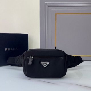 PRADA 黒布×レザー胸腰バッグ サイズ:21x12.5x4.5cm