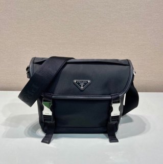 PRADA 2VD066 メッセンジャー 小 サイズ:20x19x10cm