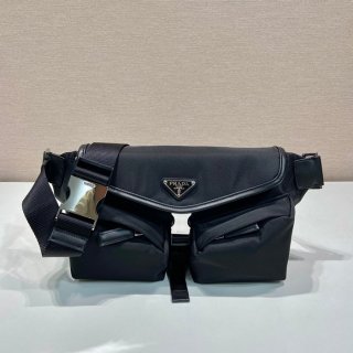 PRADA 2VH174 ナイロン胸バッグウエストバッグ サイズ:24x18x5.5cm