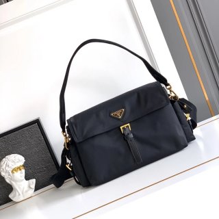 PRADA 1BD391 フラップメッセンジャー 大 サイズ:37.5x19x12cm
