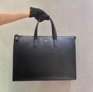 PRADA 2VG039 十字紋ブリーフケース サイズ:40x30cm