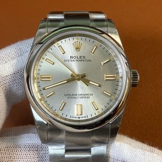 ROLEX 126000 オイスターパーペチュアル 36mm シルバー 販売店 ROLEX 126000 オイスターパーペチュアル 36mm シルバー 販売店