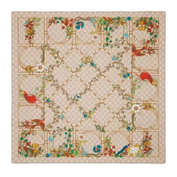 グッチ 新作スカーフ 90cm x 90cm