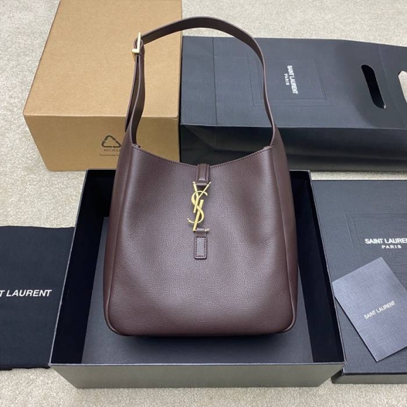 SAINT LAURENT 713938 ブラウン、ゴールド 脇下バッグ クラシック 23x22cm サイズ:23x22cm SAINT LAURENT 713938 ブラウン、ゴールド 脇下バッグ クラシック 23x22cm サイズ:23x22cm