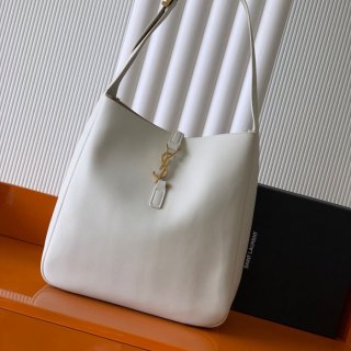 SAINT LAURENT 753837 ホワイト、ゴールド 脇下バッグ 大、クラシック 31x30x13cm サイズ:31x30x13cm