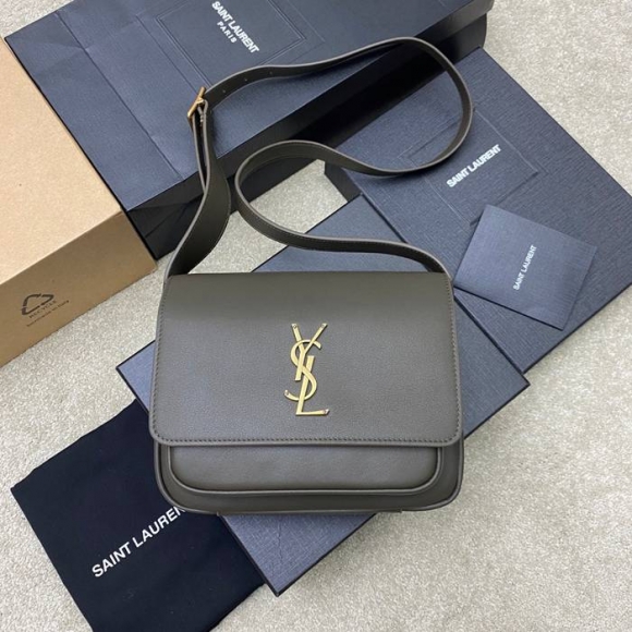 SAINT LAURENT 718556 カーフレザー グリーン、ゴールド ハンドバッグ ニキ、クラシック 22x16cm サイズ:22x16cm SAINT LAURENT 718556 カーフレザー グリーン、ゴールド ハンドバッグ ニキ、クラシック 22x16cm サイズ:22x16cm