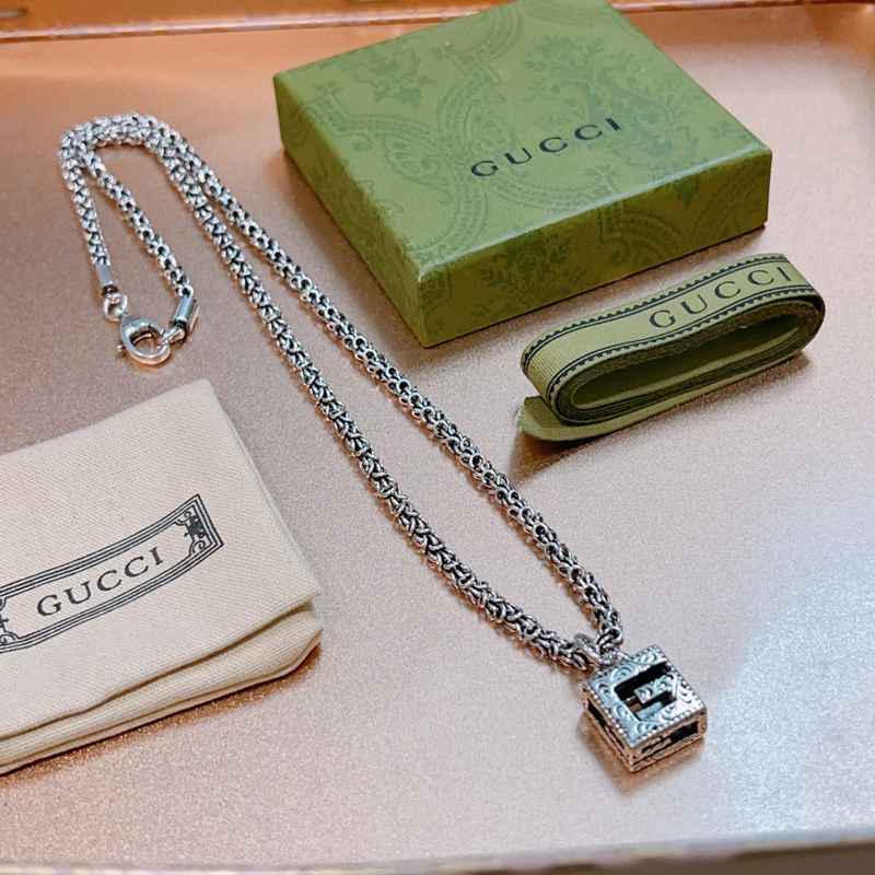 グッチ人気大定番商品ネックレス.ペンダント2303YXJ110-GU3950