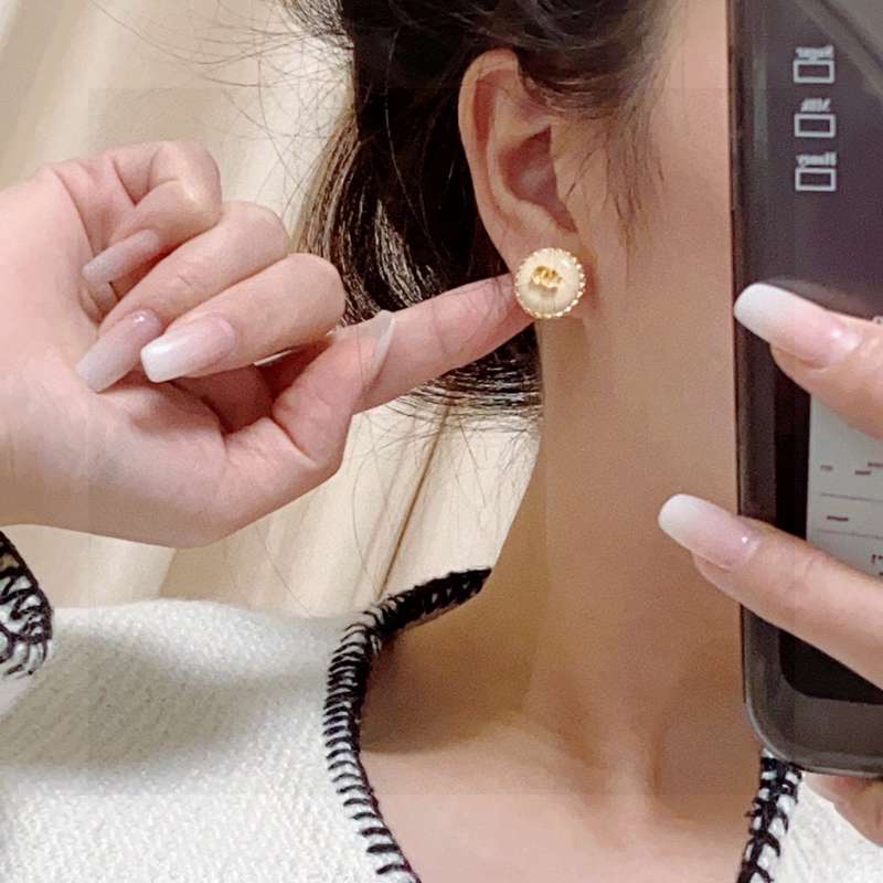 シャネル今季売れ筋商品ピアスイアリング2401ZZJ50-CH5238