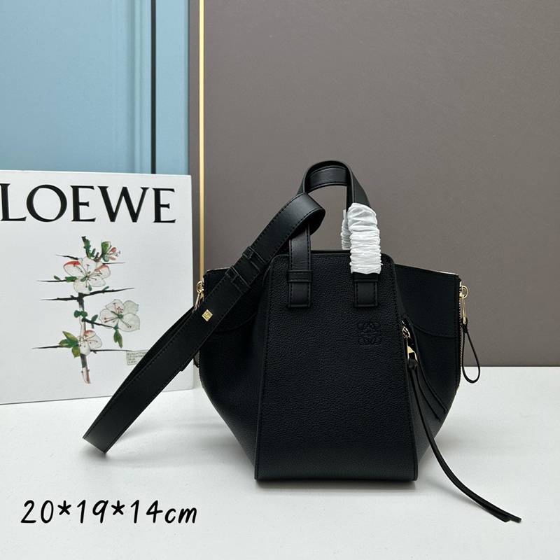 高級感のあるロエベHammock20cm2WAYハンドバッグ2304ASLJ430-S33