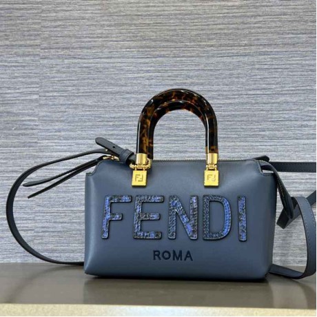フェンディ超美品ByTheWayBostonMiniハンドバッグ2304FDJ-8BR067B85-2