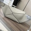 ハイエンドブランドのロエベPuzzleウェストポーチ2304XXJ820-062589-1