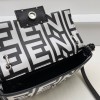 フェンディ☆女性必見のBaguetteミニショルダーバッグ2305FDJ320-6661-1