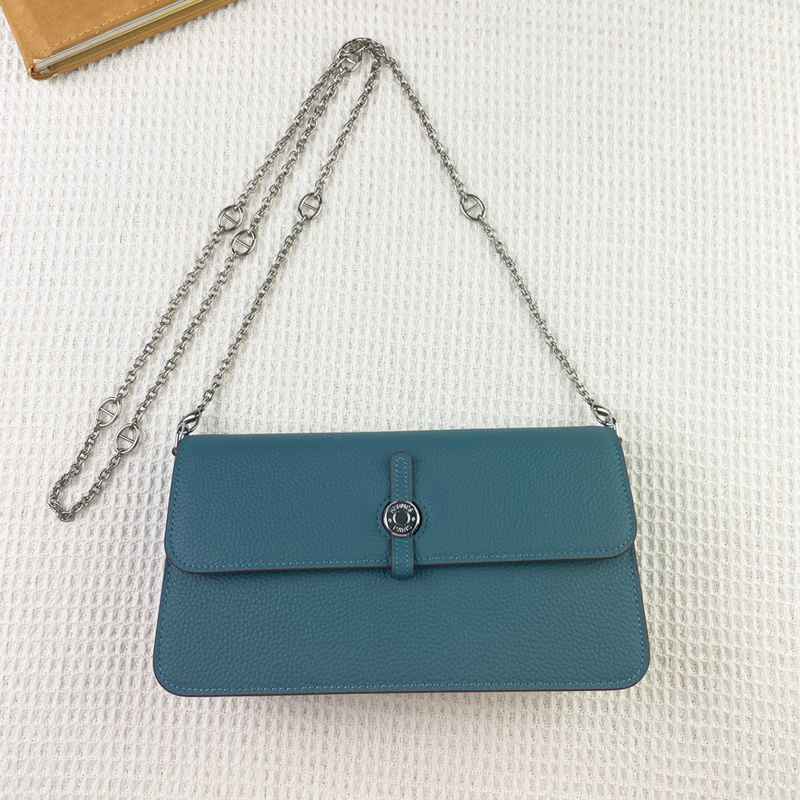 【安心保証】エルメスチェーンショルダーバッグシルバー金具2305YXJJ120-388-1-6
