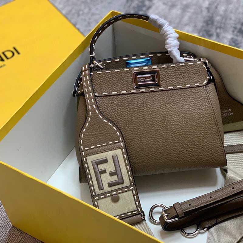 フェンディPeekabo2WAYショルダーバッグ2309ASLJ460-FE6637-4