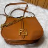フェンディ2WAY肩掛け袋ショルダーハンド2309XY000-FE6389-1