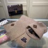 ルイヴィトン秋冬新品マフラー 帽两点セット2410PYJ120-LU009