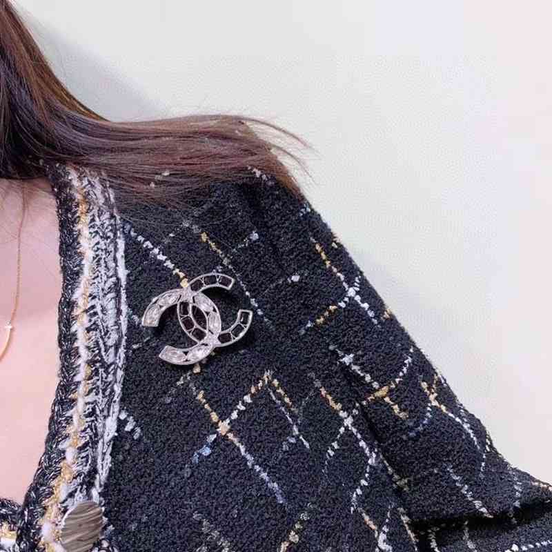 超美品ChanelシャネルスーパーコピーN級品ココマークブローチ2104LDJ60-CHX177