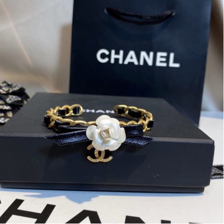今季の新作CHANEL(シャネル)レスレットカフブレス2104YLWJ110-CHS161