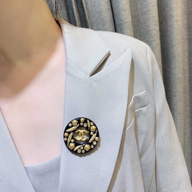 超美品ChanelシャネルスーパーコピーN級品ココマークブローチ2104YLWJ110-CHX172