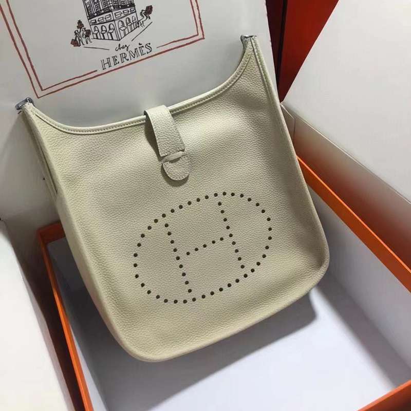 新作スーパーコピーHERMES（エルメス）N級品エヴリ28ンショルダーバッグ2107AMSJ500-HE174