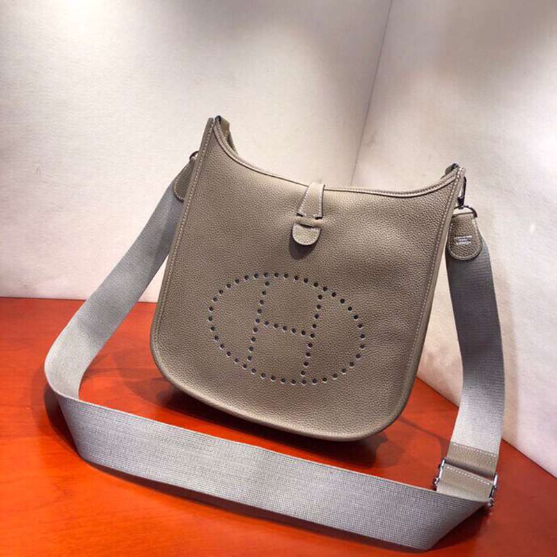 スーパーコピーHERMES（エルメス）N級品エヴリン28手作りショルダーバッグ2107AMSJJ1050-HE189