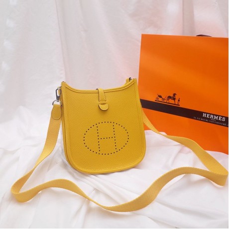 スーパーコピーHERMES（エルメス）N級品エヴリン17手作りミニショルダーバッグ2107AMSJJ630-HE201