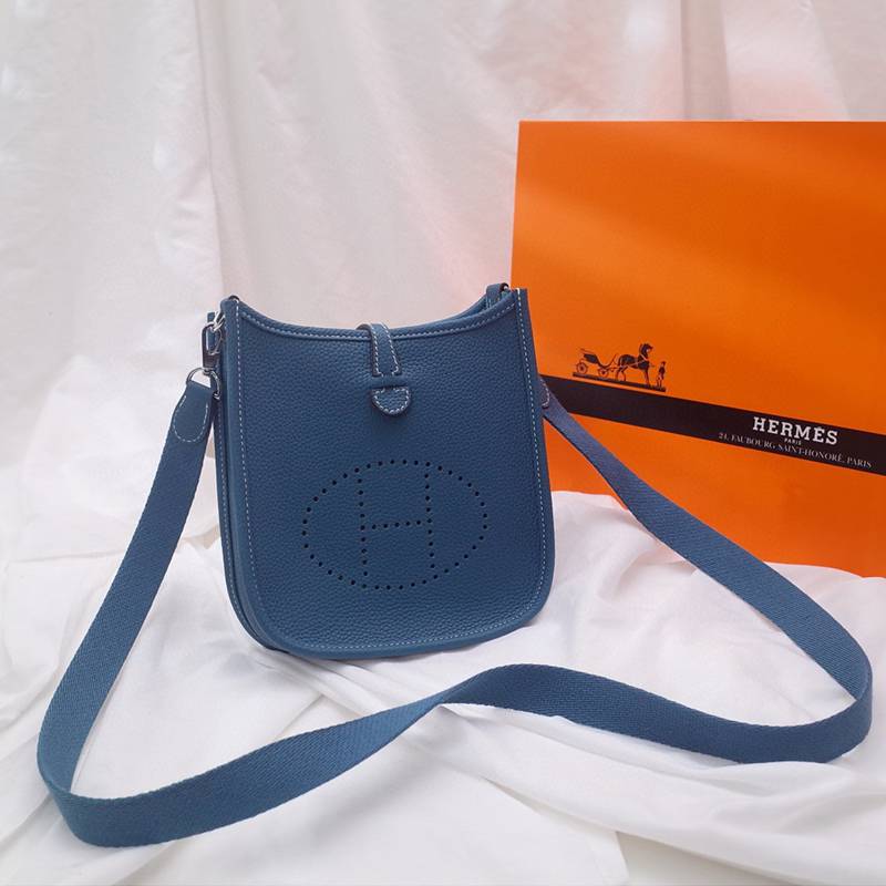 スーパーコピーHERMES（エルメス）N級品エヴリン17手作りミニショルダーバッグ2107AMSJJ630-HE202
