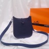 スーパーコピーHERMES（エルメス）N級品エヴリン17手作りミニショルダーバッグ2107AMSJJ630-HE205