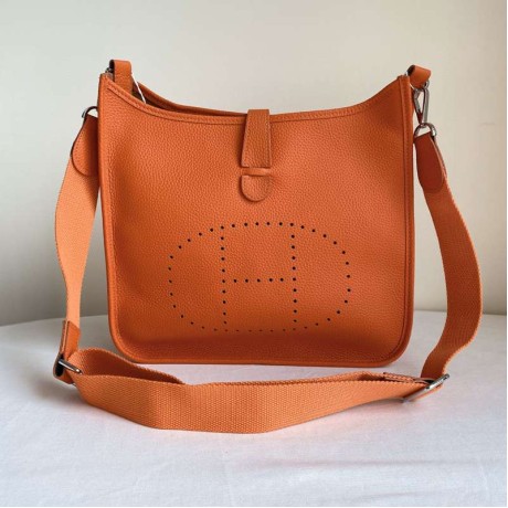 新作スーパーコピーHERMES（エルメス）N級品エヴリン28大サイズショルダーバッグ2107DZJ260-HE210