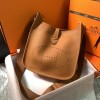 新作スーパーコピーHERMES（エルメス）N級品エヴリン28ショルダーバッグ2107DZJ360-HE209