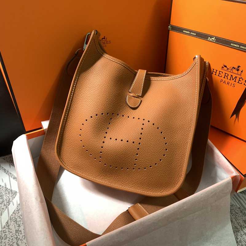 新作スーパーコピーHERMES（エルメス）N級品エヴリン28ショルダーバッグ2107DZJ360-HE209