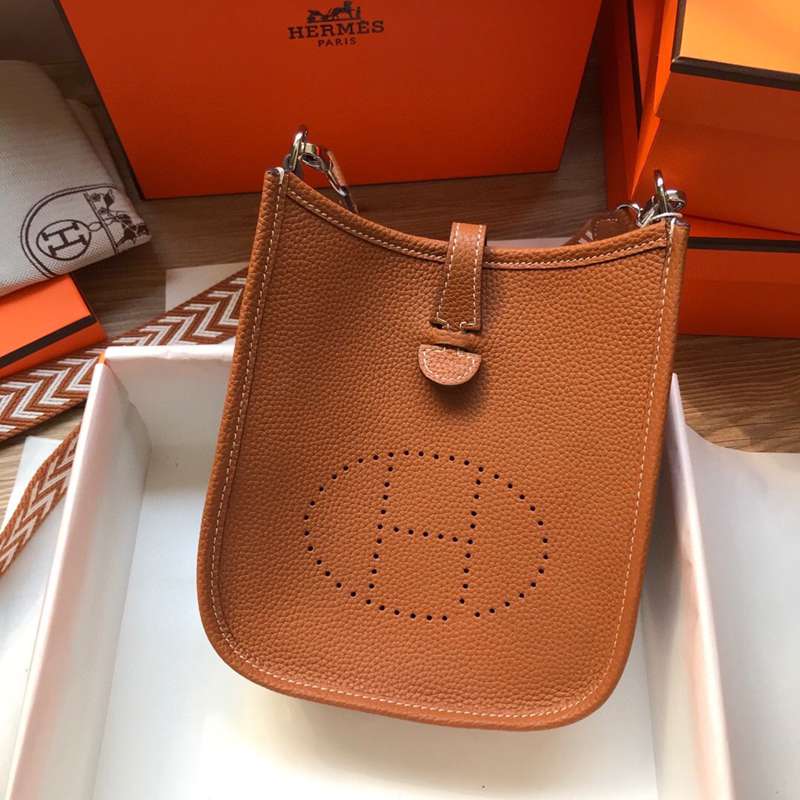 新作スーパーコピーHERMES（エルメス）N級品エヴリン17ショルダーバッグ2107HYJ260-HE188