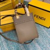FENDIフェンディ超美品MINIショルダーバッグ2203A000J520-1522