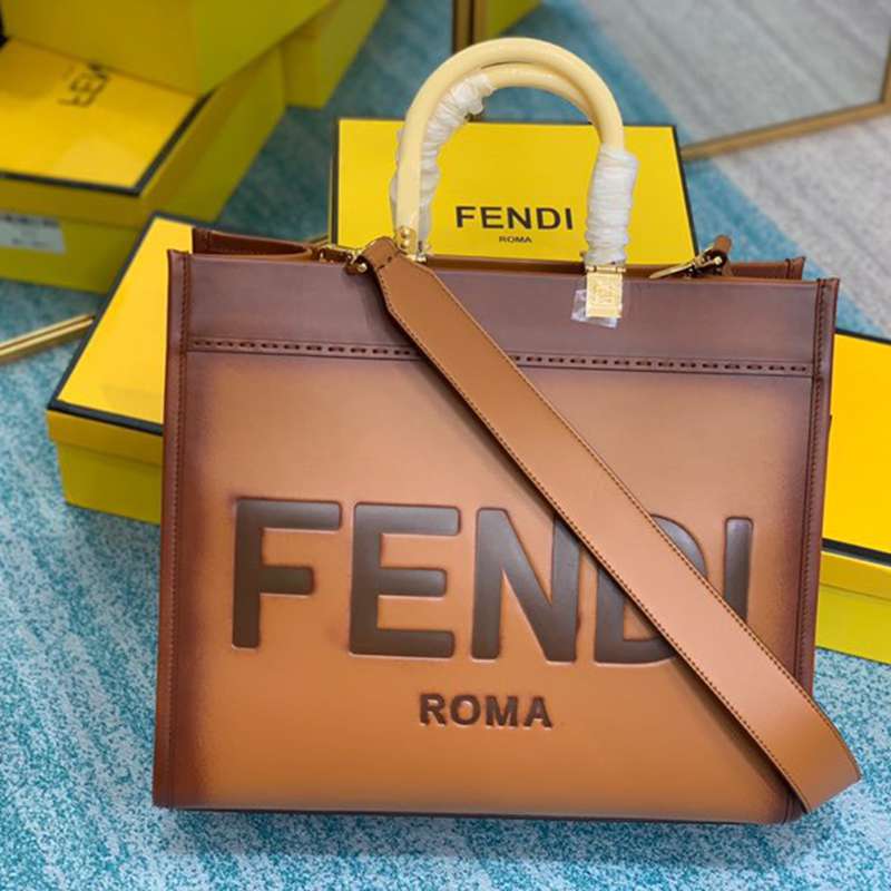 FENDIフェンディ超美品35Toteハンドバッグ2203A000J980-1521-7