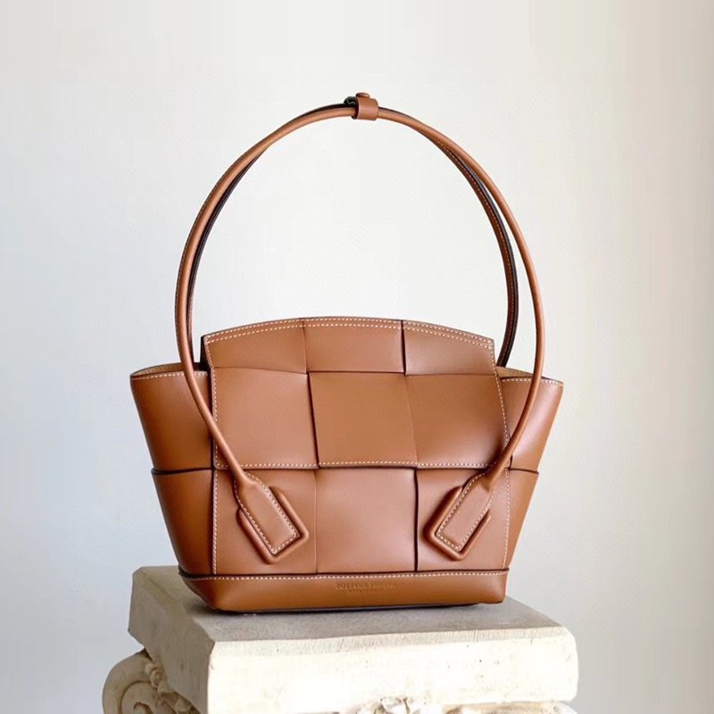 BVボッテガヴェネタ超美品33肩掛けハンドバッグ2203XXJ920-6683-1