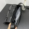 ボッテガヴェネタ新作通販CASSETTEショルダーバッグ2206AGJ155-BV1147