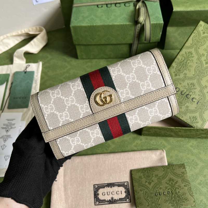 グッチ人気大定番Wホック二つ折り財布2209MZJ230-523153