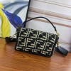 フェンディ色値爆発編むIconicBaguette2WAY手提げ袋2209XYJ-3358