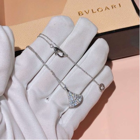 BVLGARI（ブルガリ）2019新作ネックレス.ペンダントYL-19P120-BV118