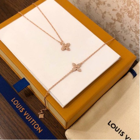 LOUISVUITTONルイヴィトンスーパーコピーN級品プレゼントにおススメスーツネックレスYX2001-P120-LV062A