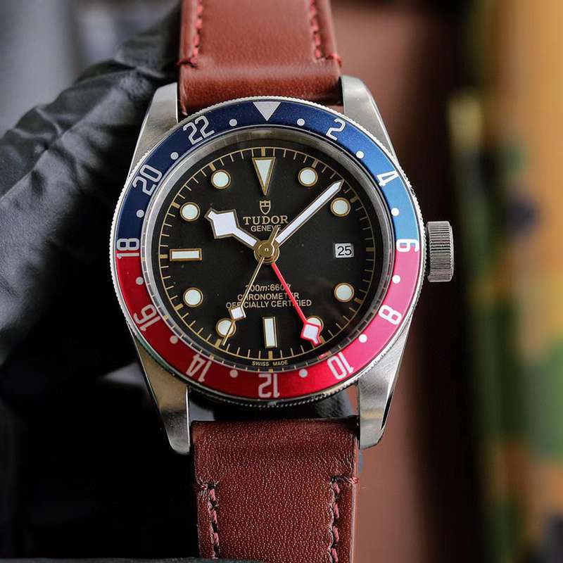 2024チュードルスーパーコピーメンズ時計自動巻き腕時計2406THSJ530-TU023