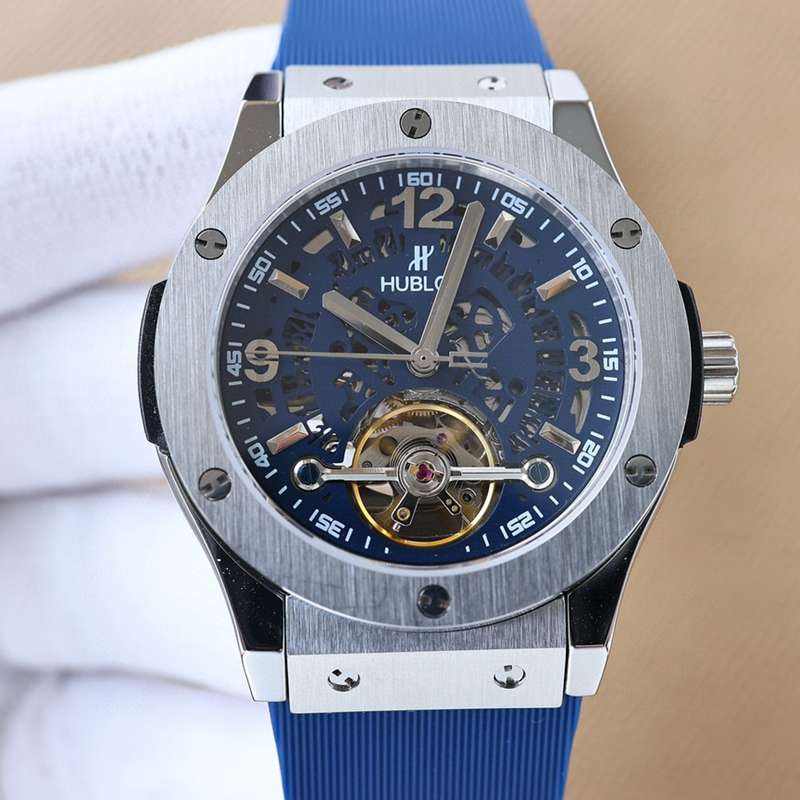 新製品ウブロ42mm自動巻き時計多機能設計腕時計A88-2023P550-HU4358