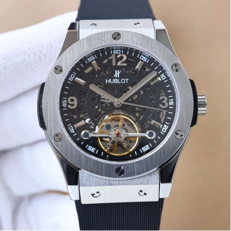 新製品ウブロ42mm自動巻き時計多機能設計腕時計A88-2023P550-HU4362