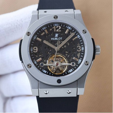 新製品ウブロ42mm自動巻き時計多機能設計腕時計A88-2023P550-HU4365