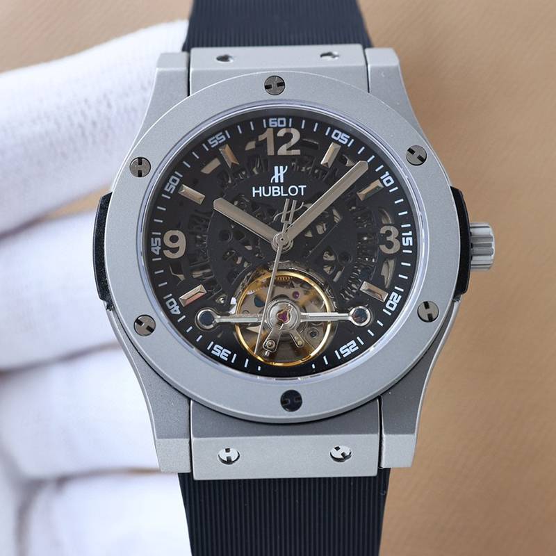 新製品ウブロ42mm自動巻き時計多機能設計腕時計A88-2023P550-HU4365