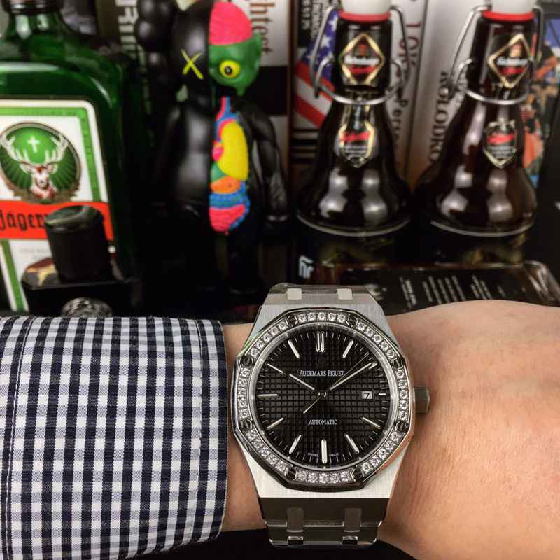オーデマピゲ【AUDEMARSPIGUET】自動巻きメンズ時計AP-TSH440-029
